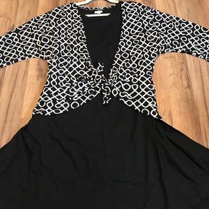 XL Black Carly w/a Medium Lindsay